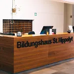 Bildungshaus St. Hippolyt Hotel *