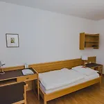 Hotel Bildungshaus St. Hippolyt *